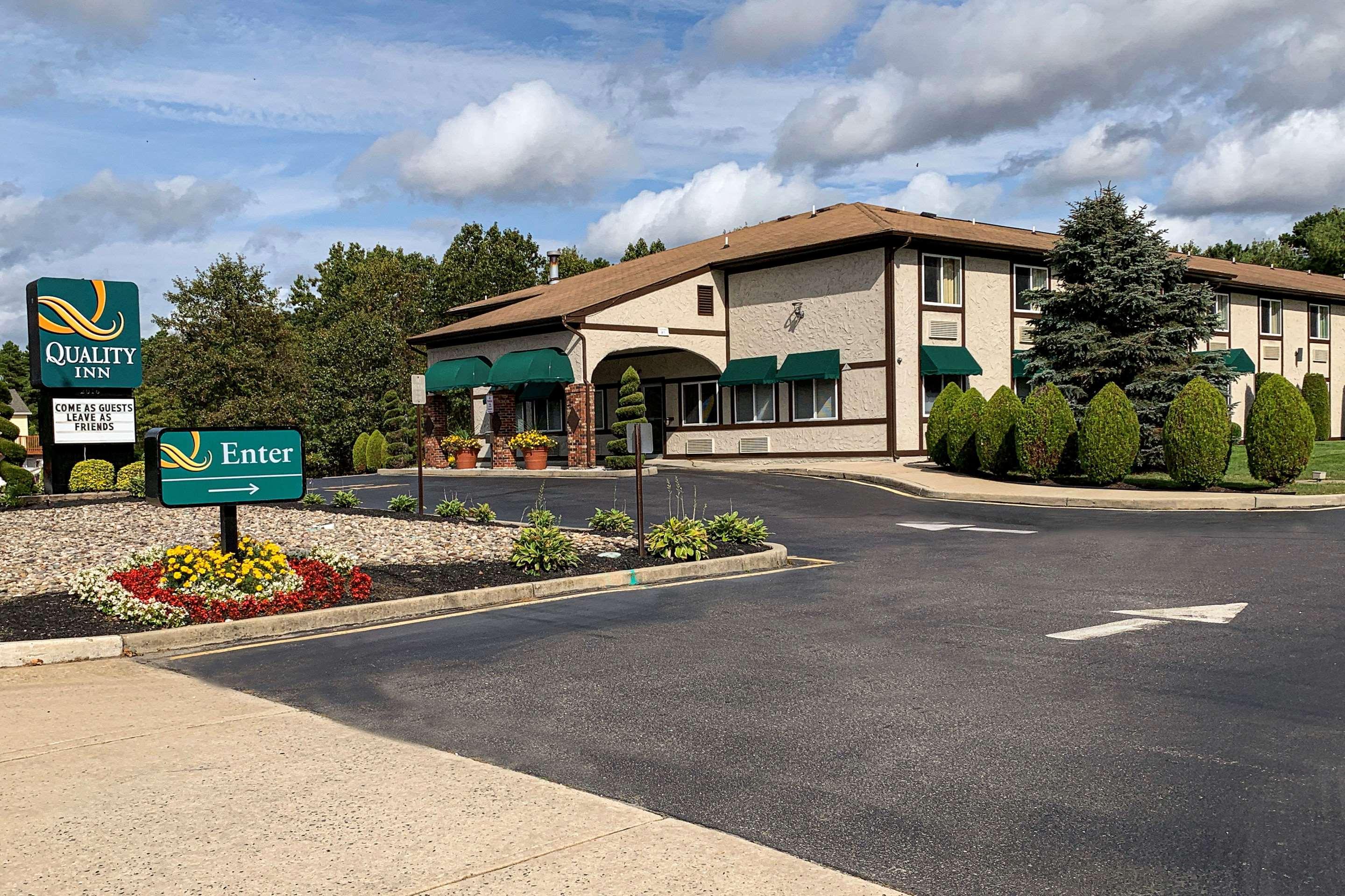 Quality Inn Near Toms River Corporate Park Manchester Township Eksteriør bilde