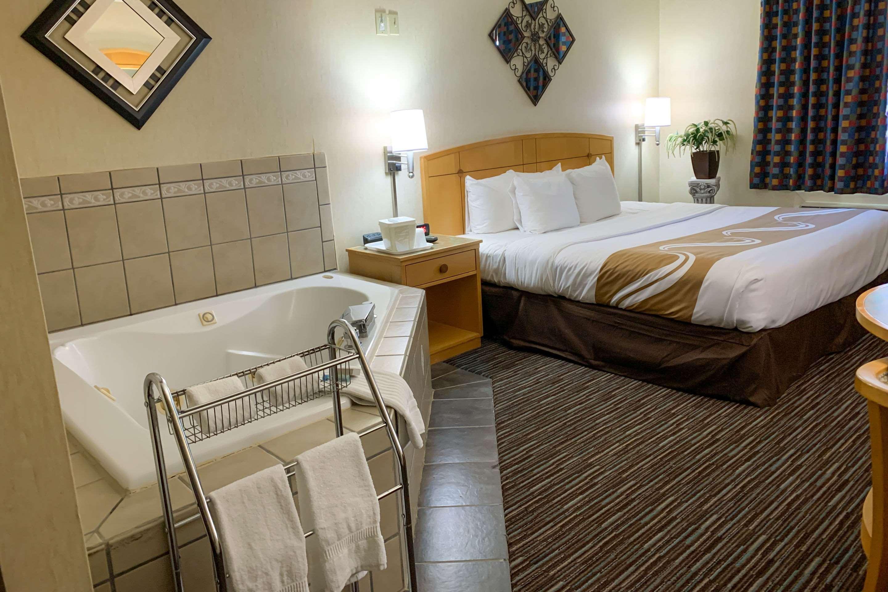 Quality Inn Near Toms River Corporate Park Manchester Township Eksteriør bilde